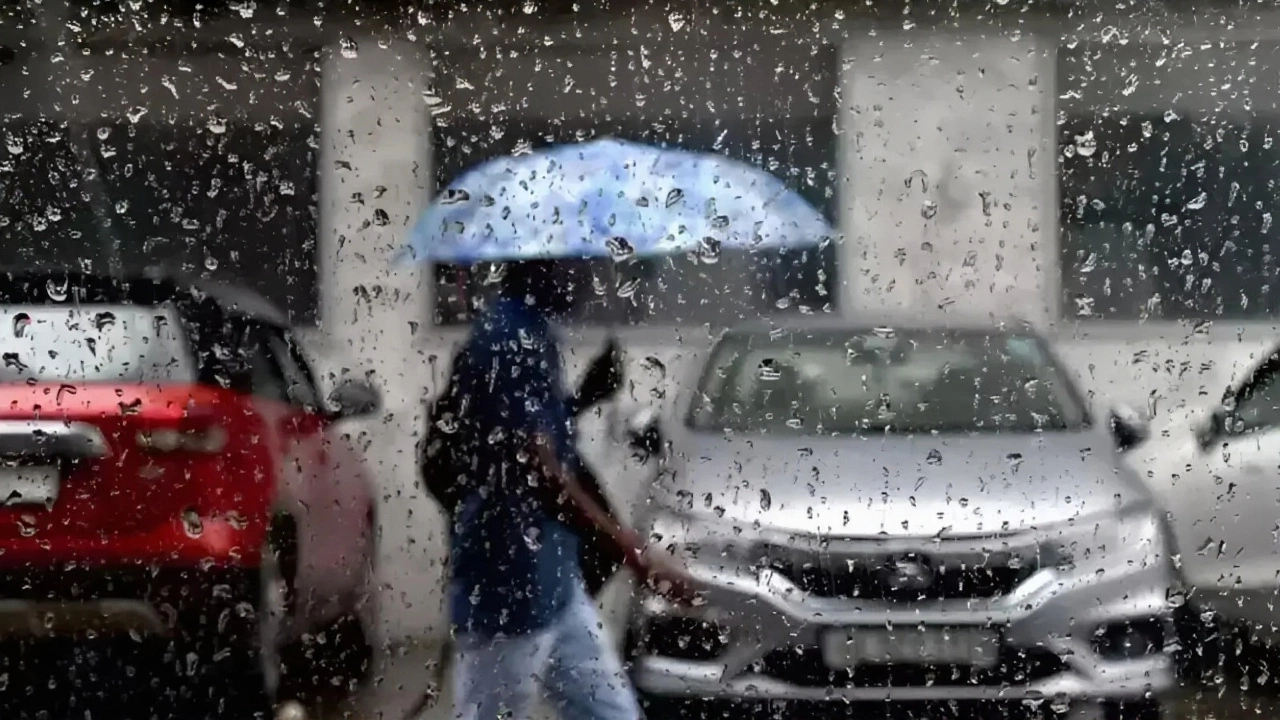 दिल्ली‑NCR में 18 सितंबर 2025 की बारिश: IMD का अलर्ट, तापमान में गिरावट