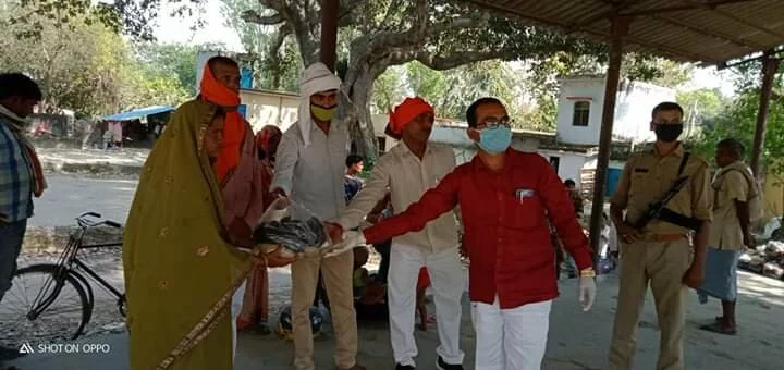 Photo of गोंडा सांसद का सराहनीय पहल कहा कोई गरीब भूखा नहीं सोएगा, सांसद कीर्तिवर्धन सिंह