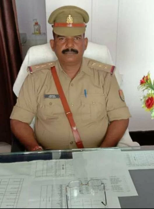 Photo of लाक डाउन का उल्लंघन करना लोगों को महंगा पड़ा। पुलिस ने 4 नामजद तथा तीन अन्य समेत 7 के विरुद्ध मुकदमा पंजीकृत किया,