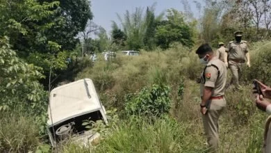 Photo of गोंडा इकौना से पयागपुर मार्ग पर मदारा ग्राम के पास हुआ बड़ा सड़क हादसा देवीपाटन मंडल के अपर आयुक्त आयकर की मौत