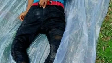 Photo of ट्रेन के सामने युवक ने कूद कर दी जान 