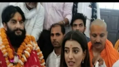 Photo of मुंबई में दर-दर भटकने वाले कलाकारों को अब यूपी में मिलेगा रोजगार : अक्षरा